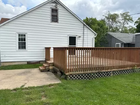 Exterior - 704 Woolf Ct, Rochelle, IL 61068 photo 3 of 7