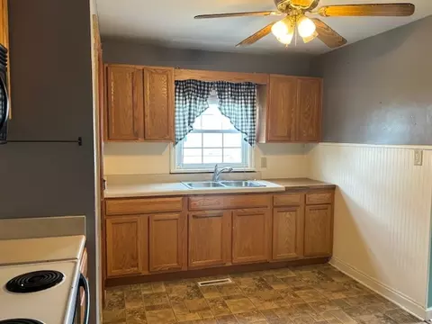Kitchen - 704 Woolf Ct, Rochelle, IL 61068 photo 1 of 3