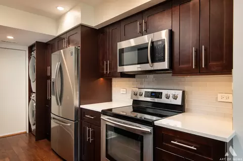 520 E Windgate Ct, Arlington Heights, IL 60005 photo 9