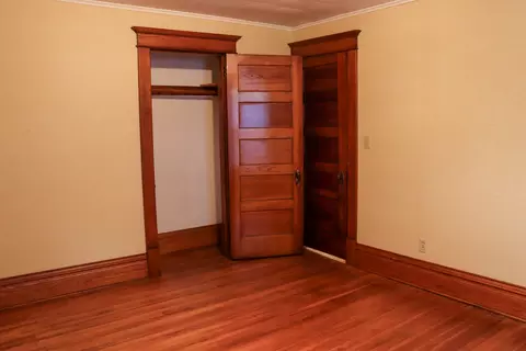 Bedroom - 513 W Main St, Morrison, IL 61270 photo 7 of 11