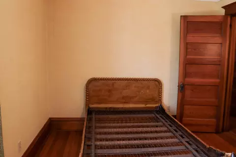 Bedroom - 513 W Main St, Morrison, IL 61270 photo 5 of 11