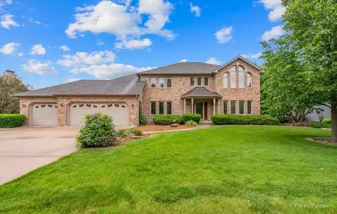 2537 Williams Rd, Batavia, IL 60510