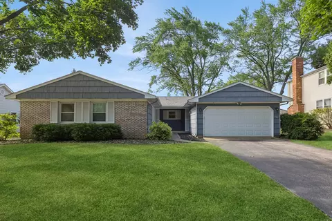 1107 Bernard Dr, Buffalo Grove, IL 60089