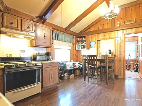 Kitchen - 38426 N 3rd Ave, Spring Grove, IL 60081 photo 2 of 2
