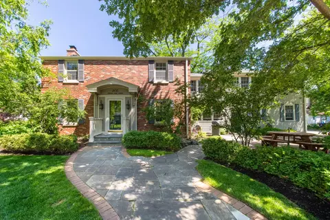2635 Central Park Ave, Evanston, IL 60201