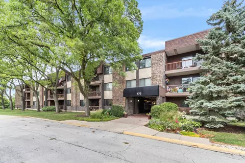 470 Raintree Ct #2H, Glen Ellyn, IL 60137