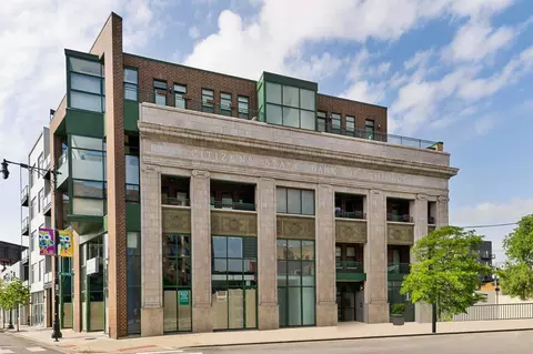 1623 W Melrose St #202, Chicago, IL 60657
