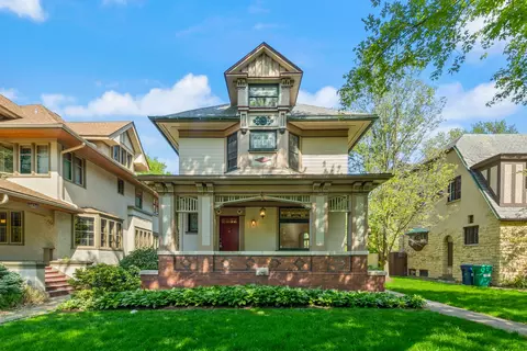 618 Fair Oaks Ave, Oak Park, IL 60302