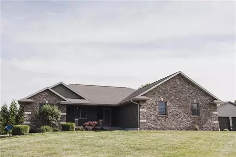 106 Davis Dr, Watson, IL 62473