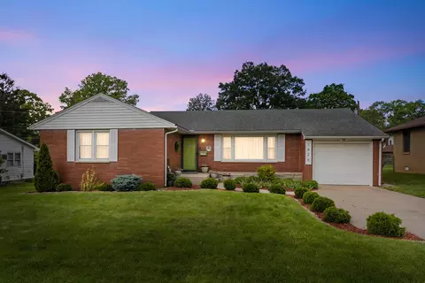 1626 Oak St, Danville, IL 61832