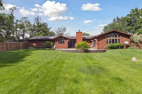 Exterior - 8519 Nolan St, Harvard, IL 60033 photo 8 of 10
