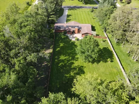 View/Area - 8519 Nolan St, Harvard, IL 60033 photo 3 of 4