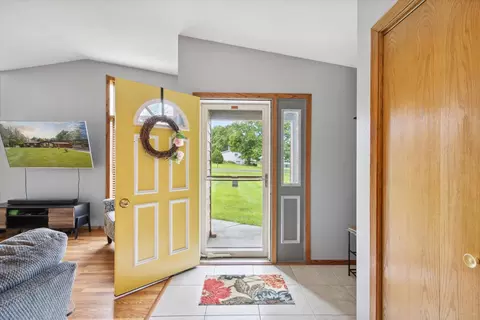 Entry Way - 8519 Nolan St, Harvard, IL 60033 photo 1 of 1