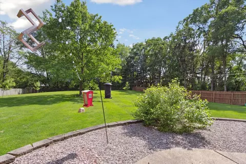 Exterior - 8519 Nolan St, Harvard, IL 60033 photo 4 of 10