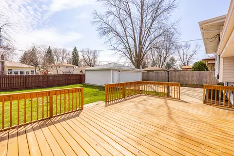 1312 Devonshire Dr, Joliet, IL 60435 photo 5