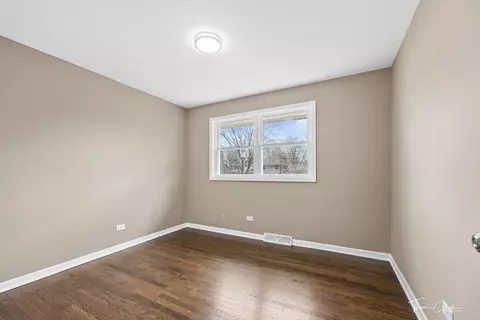 1312 Devonshire Dr, Joliet, IL 60435 photo 21