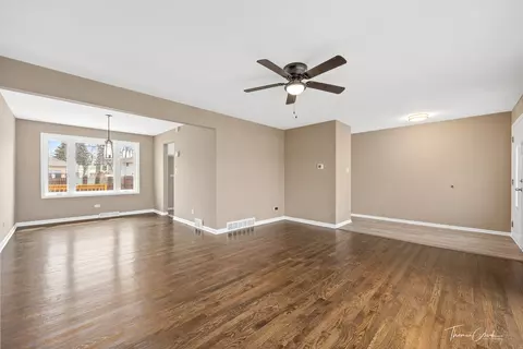 1312 Devonshire Dr, Joliet, IL 60435 photo 10