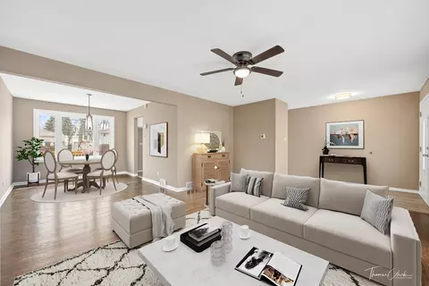 1312 Devonshire Dr, Joliet, IL 60435 photo 9