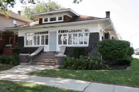 1 Manor Ct, Joliet, IL 60436