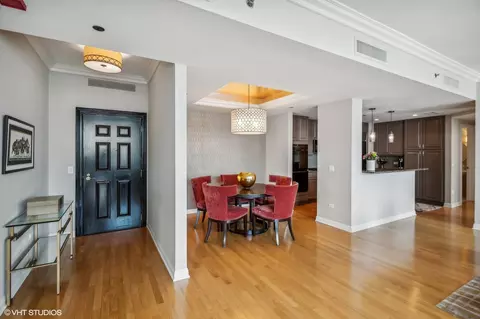 21 E Huron St #2004, Chicago, IL 60611 photo 11