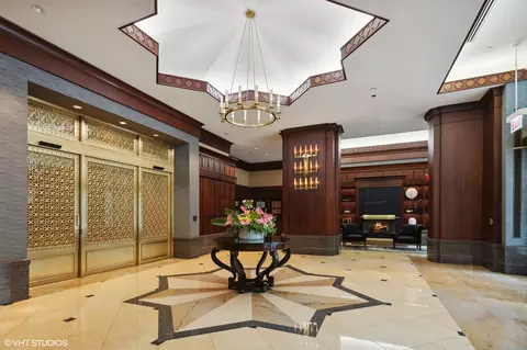 21 E Huron St #2004, Chicago, IL 60611 photo 2