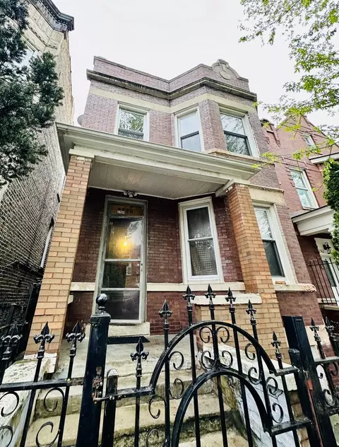 2739 W 18th St, Chicago, IL 60608