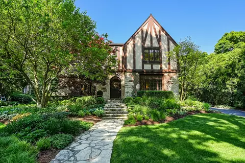 514 S Garfield St, Hinsdale, IL 60521