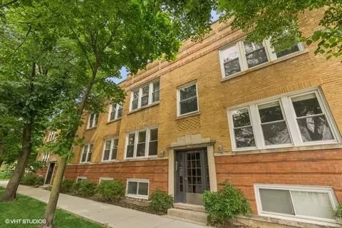 2848 W Waveland Ave #1, Chicago, IL 60618
