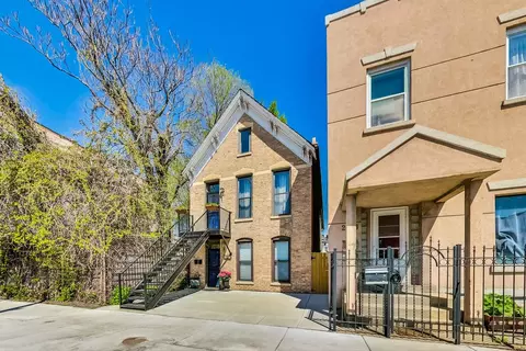 2242 W Grand Ave, Chicago, IL 60612