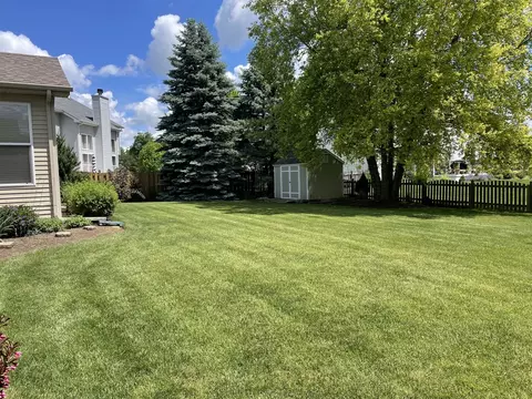 1606 Tyler Trl, Mchenry, IL 60050 photo 3