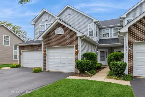1523 Stoneridge Ct, Yorkville, IL 60560