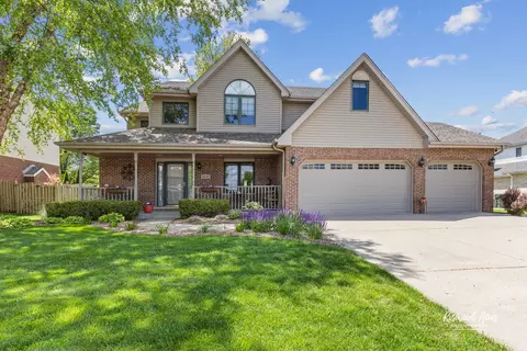 2641 Tanaga Basin, New Lenox, IL 60451