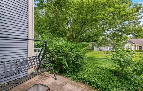1152 Coldspring Rd, Elgin, IL 60120 photo 32