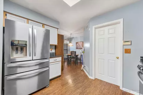 1152 Coldspring Rd, Elgin, IL 60120 photo 18