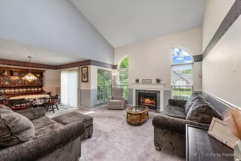 1152 Coldspring Rd, Elgin, IL 60120 photo 10