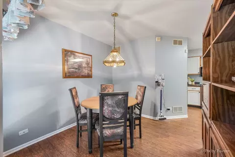 1152 Coldspring Rd, Elgin, IL 60120 photo 20