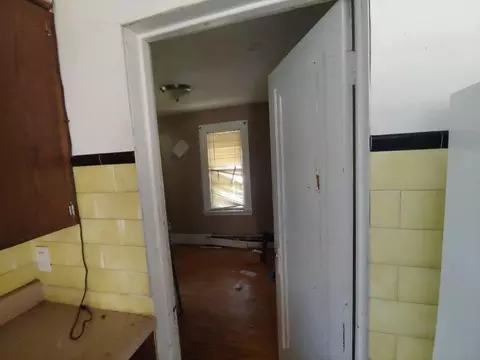 Entry Way - 28 W 30th St, Steger, IL 60475 photo 1 of 6
