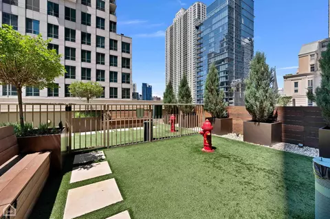 21 E Huron St #1803, Chicago, IL 60611 photo 37