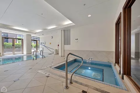 21 E Huron St #1803, Chicago, IL 60611 photo 32