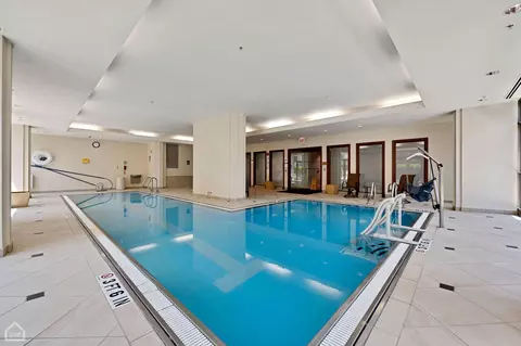 21 E Huron St #1803, Chicago, IL 60611 photo 31