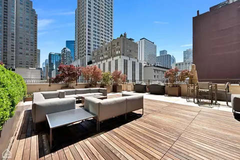 21 E Huron St #1803, Chicago, IL 60611 photo 29