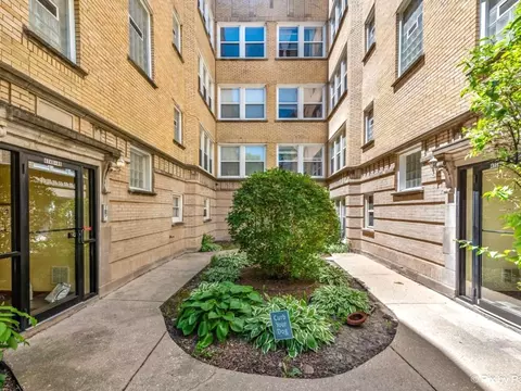 4754 N Albany Ave #2, Chicago, IL 60625