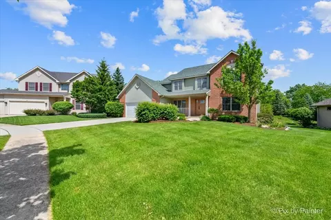 Exterior - 595 Walnut Ct, Antioch, IL 60002 photo 2 of 4