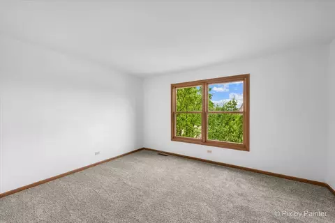 Bedroom - 595 Walnut Ct, Antioch, IL 60002 photo 1 of 6