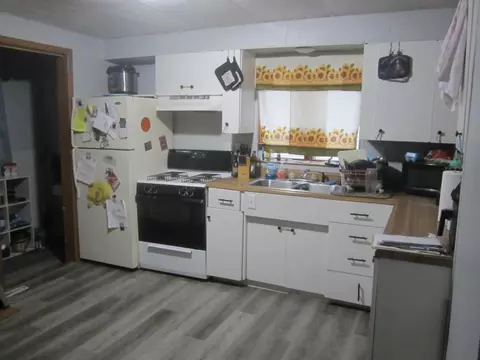 155 E Main St, Sheldon, IL 60966 photo 4