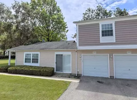 1295 Fore Ct #1295, Wheeling, IL 60090