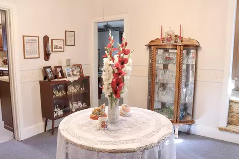 Dining - 520 E Wall St, Morrison, IL 61270 photo 2 of 2