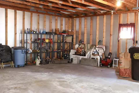 Exterior - 520 E Wall St, Morrison, IL 61270 photo 2 of 2