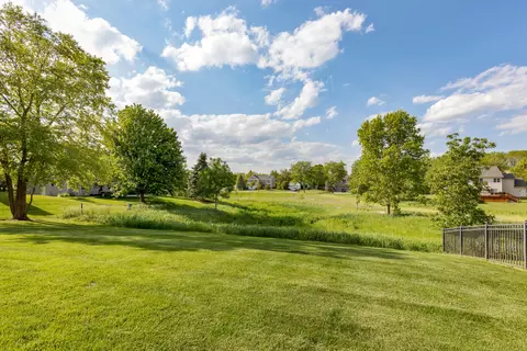 Exterior - 1490 White Chapel Ln, Algonquin, IL 60102 photo 9 of 9