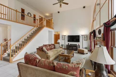 Living - 1490 White Chapel Ln, Algonquin, IL 60102 photo 4 of 5